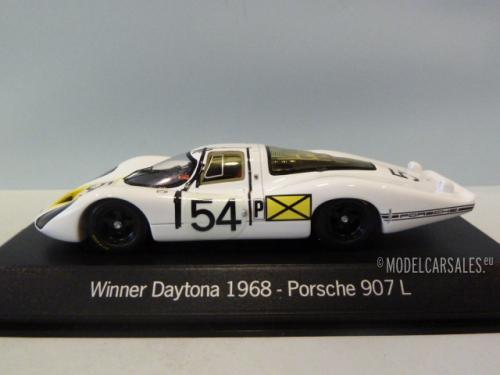Porsche 907 L